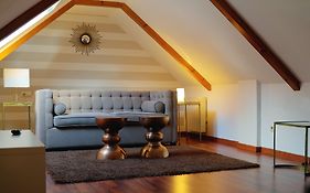 Inicia Casas Reales